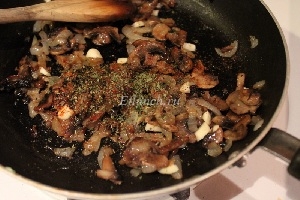 стейк из капусты жаренные грибы